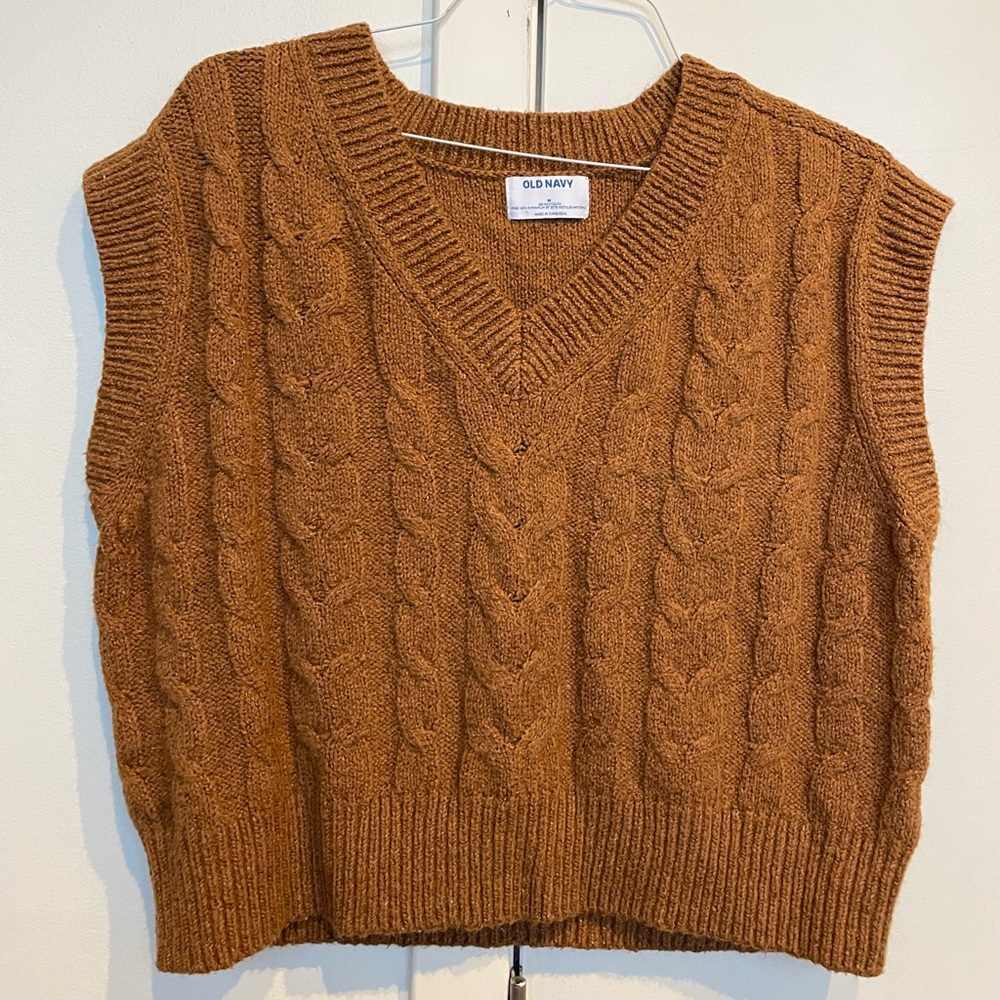 Cable Knit Sweater Vest